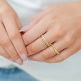 Simple adjustable ring with cross