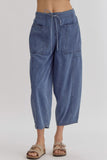 Mid Rise Cropped Jeans