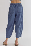 Mid Rise Cropped Jeans