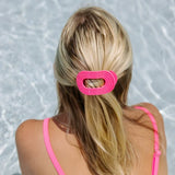 Tropic Twist Medium flat round hair clip